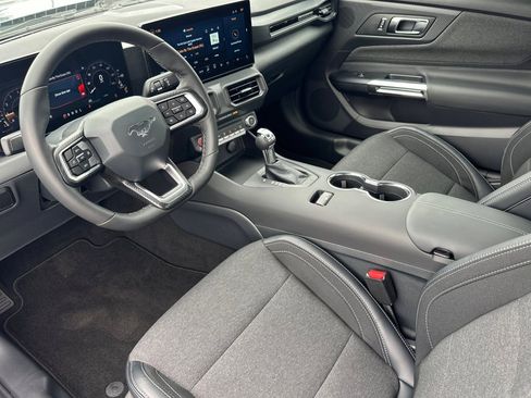 New 2025 Ford Mustang EcoBoost image 9