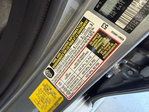 Used 2026 Toyota Camry SE FWD image 37