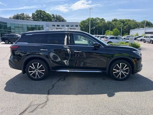 Used 2025 INFINITI QX60 Sensory w/ Vision Package AWD/4WD image 2