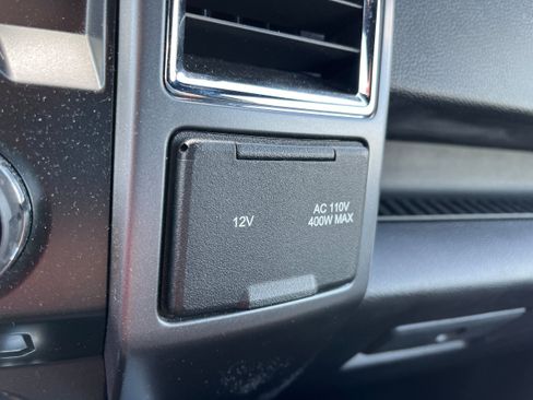 Used 2016 Ford F150 XLT w/ Equipment Group 302A Luxury AWD/4WD image 23