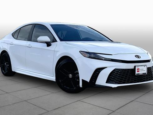 Certified 2025 Toyota Camry SE w/ Multimedia Upgrade Package FWD image 3