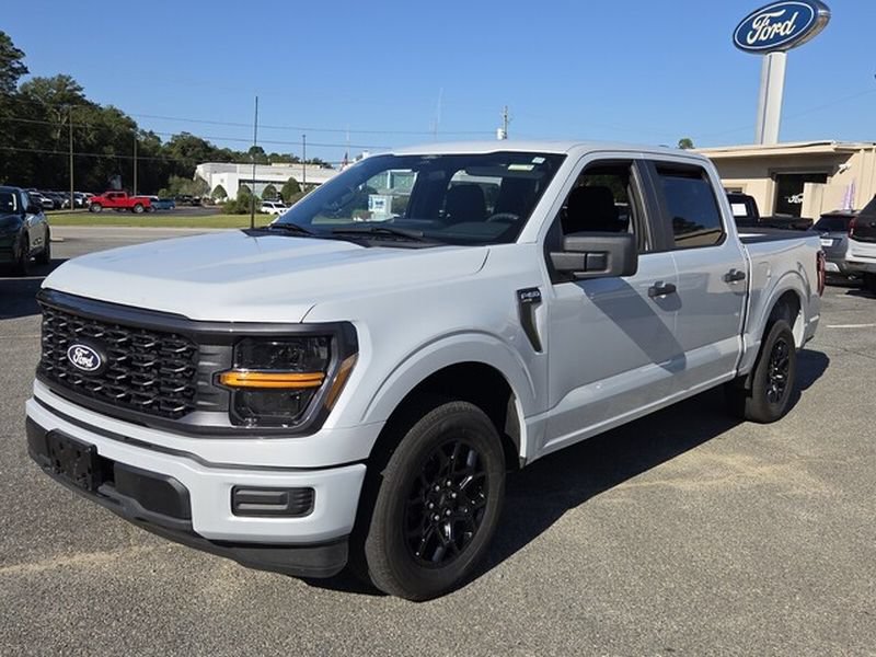 Used 2025 Ford F150 STX RWD image 4