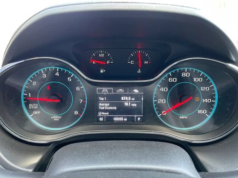 Used 2018 Chevrolet Cruze LT FWD image 16