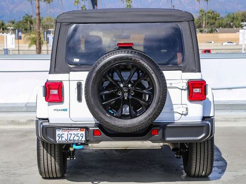 Used 2023 Jeep Wrangler Unlimited Sahara image 8