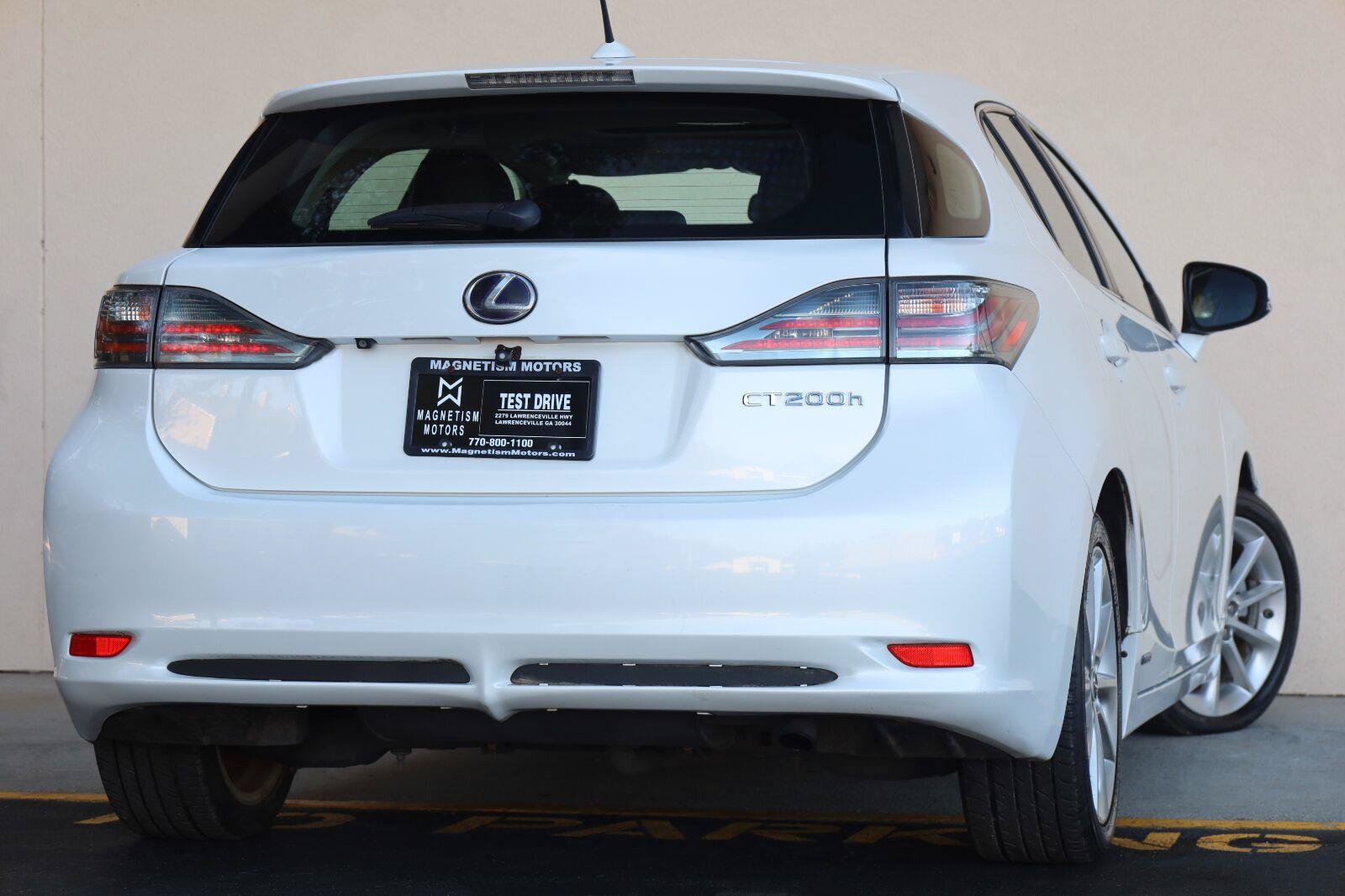 Used 2011 Lexus CT 200h Premium w/ Premium Audio Pkg FWD image 11