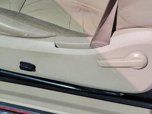 Used 2013 Chrysler 200 Limited FWD image 10