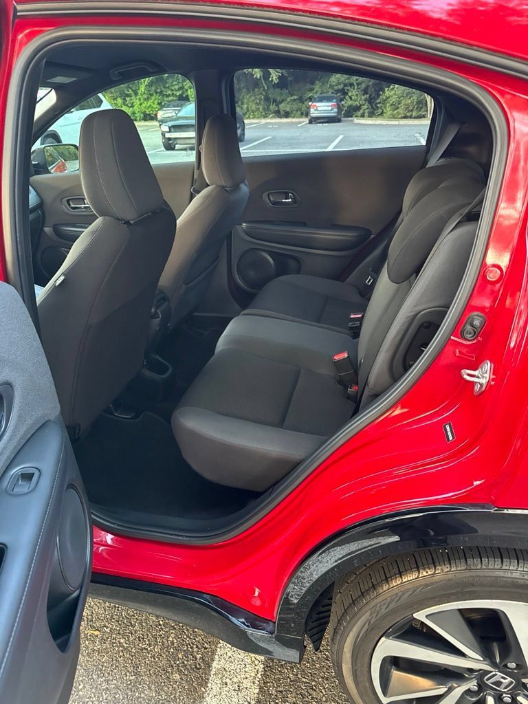 Used 2019 Honda HR-V Sport image 23