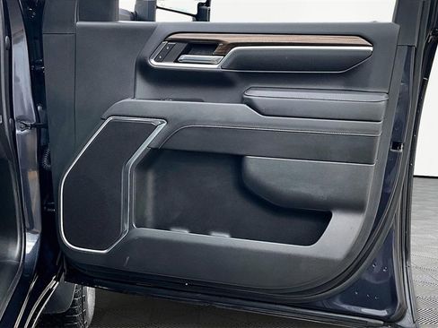 Used 2024 Chevrolet Silverado 2500 LT w/ All Star Edition image 25