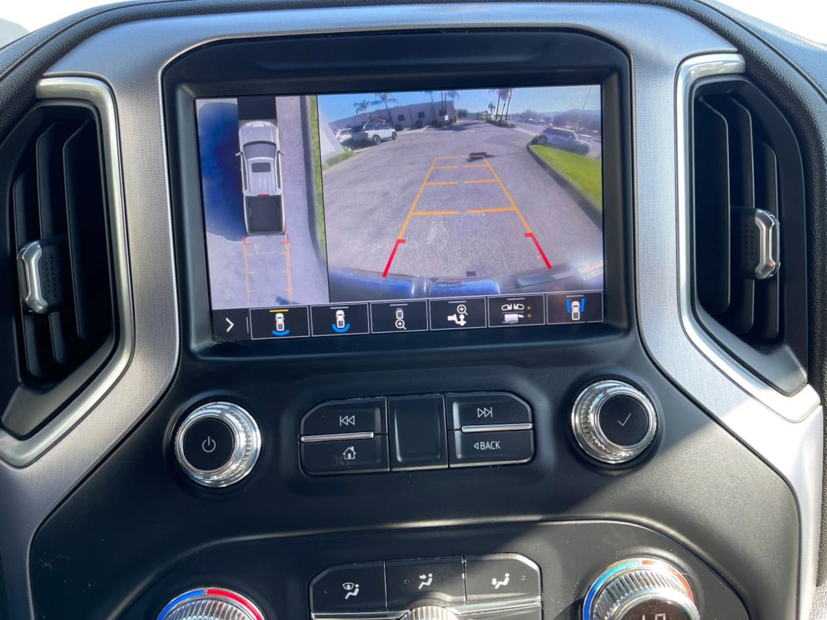 Used 2019 GMC Sierra 1500 SLT w/ SLT Premium Plus Package AWD/4WD image 8