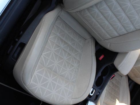 Used 2017 Buick Cascada Premium image 16