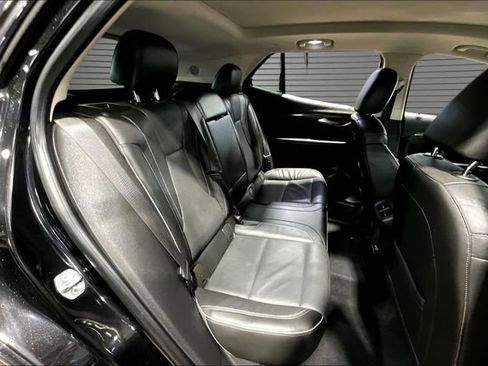 Used 2021 Buick Envision Essence w/ Technology Package I FWD image 22
