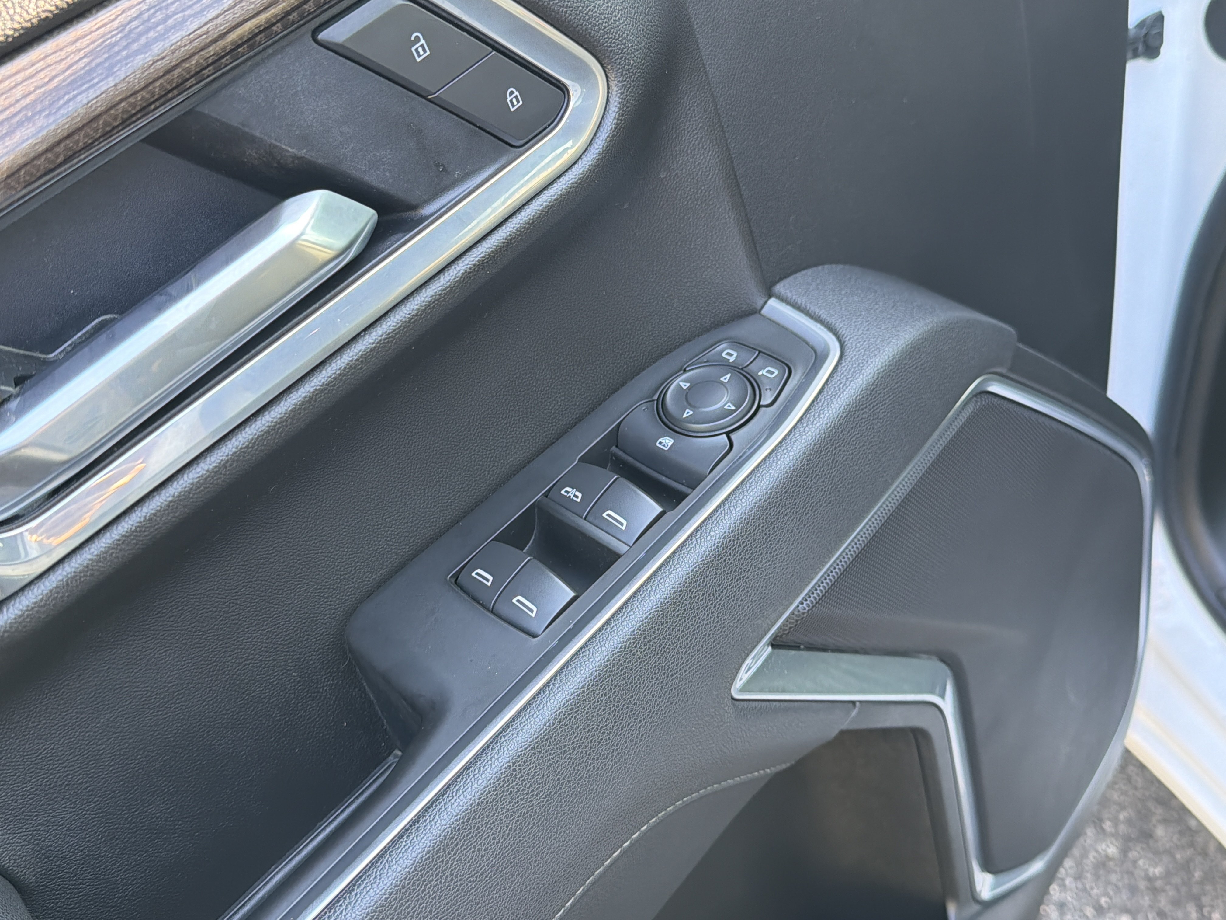Used 2026 Chevrolet Silverado 1500 RST AWD/4WD image 15