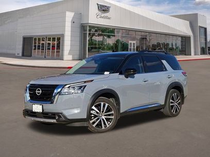 Used 2023 Nissan Pathfinder Platinum
