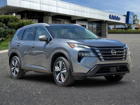 Used 2026 Nissan Rogue SL AWD/4WD image 10