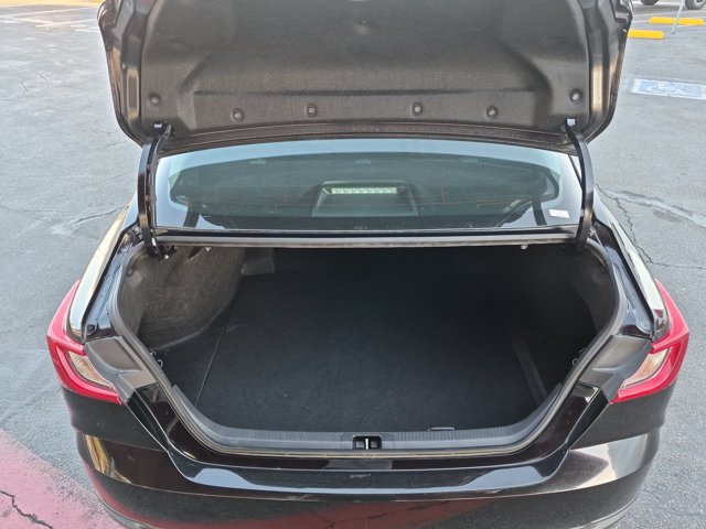 Used 2025 Toyota Camry LE FWD image 10