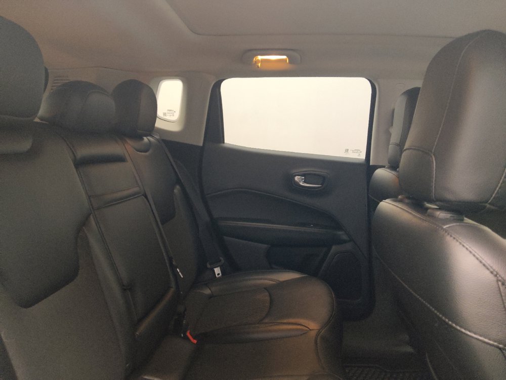 Used 2019 Jeep Compass Latitude AWD/4WD image 19