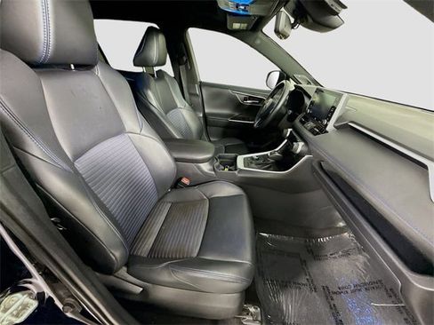 Used 2020 Toyota RAV4 XSE image 28