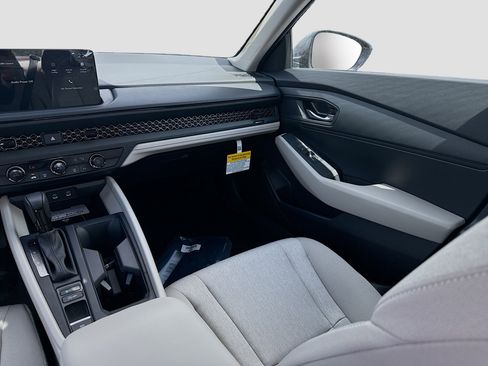 New 2026 Honda Accord LX image 18