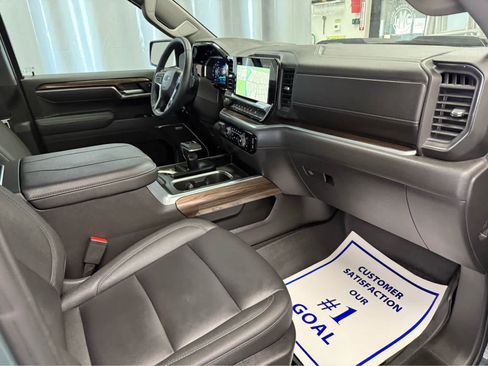 Used 2026 Chevrolet Silverado 1500 LT Trail Boss w/ LT Trail Boss Premium Package image 32