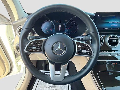 Used 2022 Mercedes-Benz GLC 300 image 26