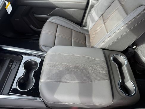 New 2026 Chevrolet Suburban High Country image 14