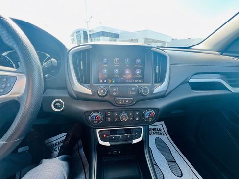 Used 2022 GMC Terrain SLE w/ Driver Convenience Package image 23