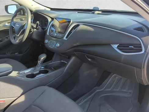 Used 2022 Chevrolet Malibu LT image 21