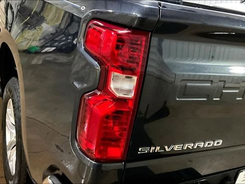 Used 2021 Chevrolet Silverado 1500 LT image 8