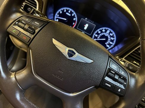 Used 2015 Hyundai Genesis 3.8 w/ Option Group 03 AWD/4WD image 18