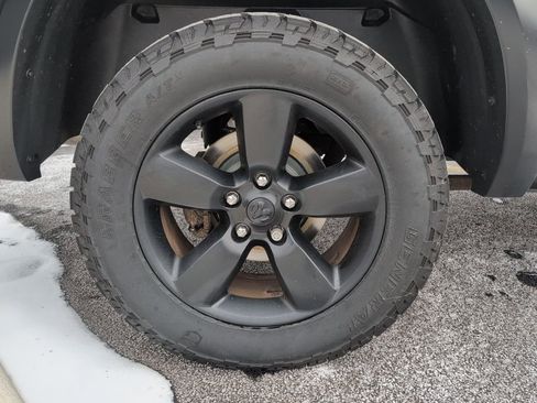 Used 2019 RAM 1500 Classic Warlock image 11