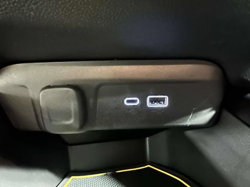 Used 2025 Chevrolet Trax ACTIV w/ Driver Confidence Package FWD image 24