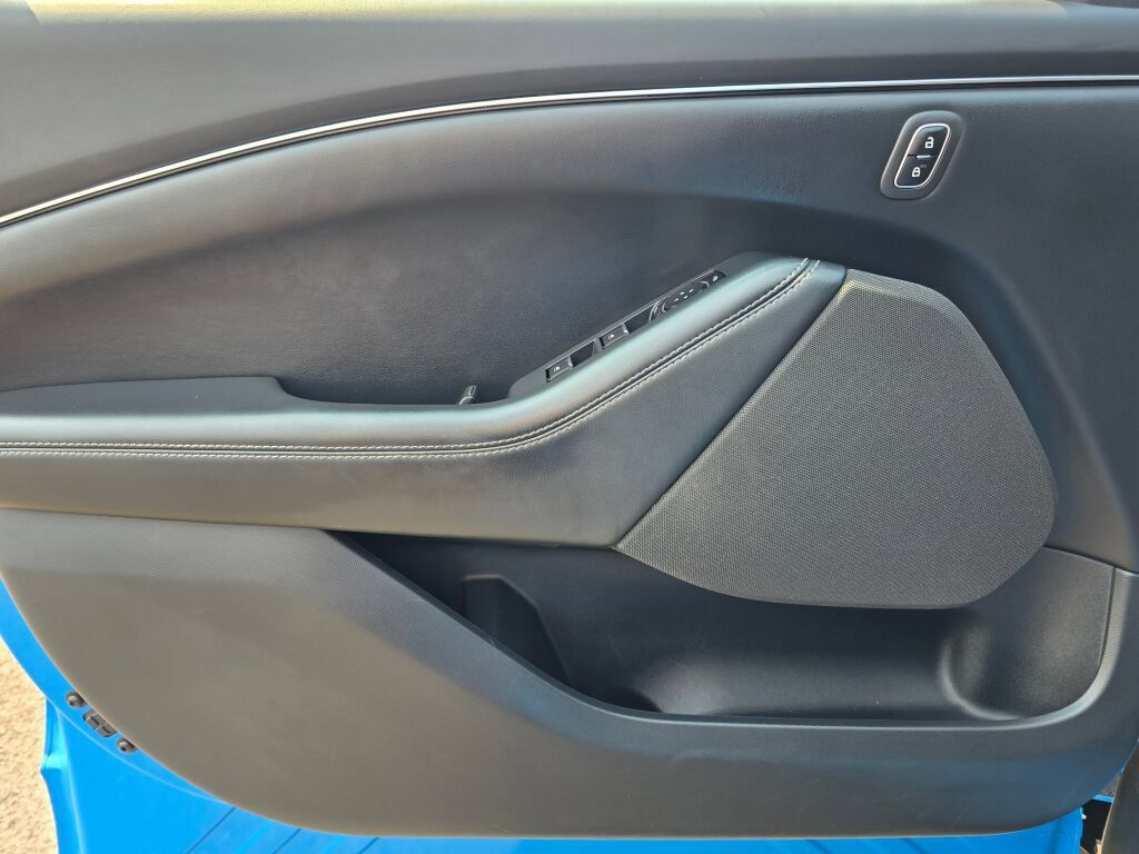 Used 2023 Ford Mustang Mach-E Select RWD image 18