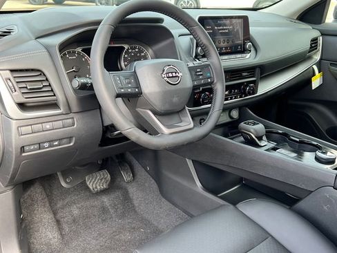 New 2026 Nissan Rogue SV image 12