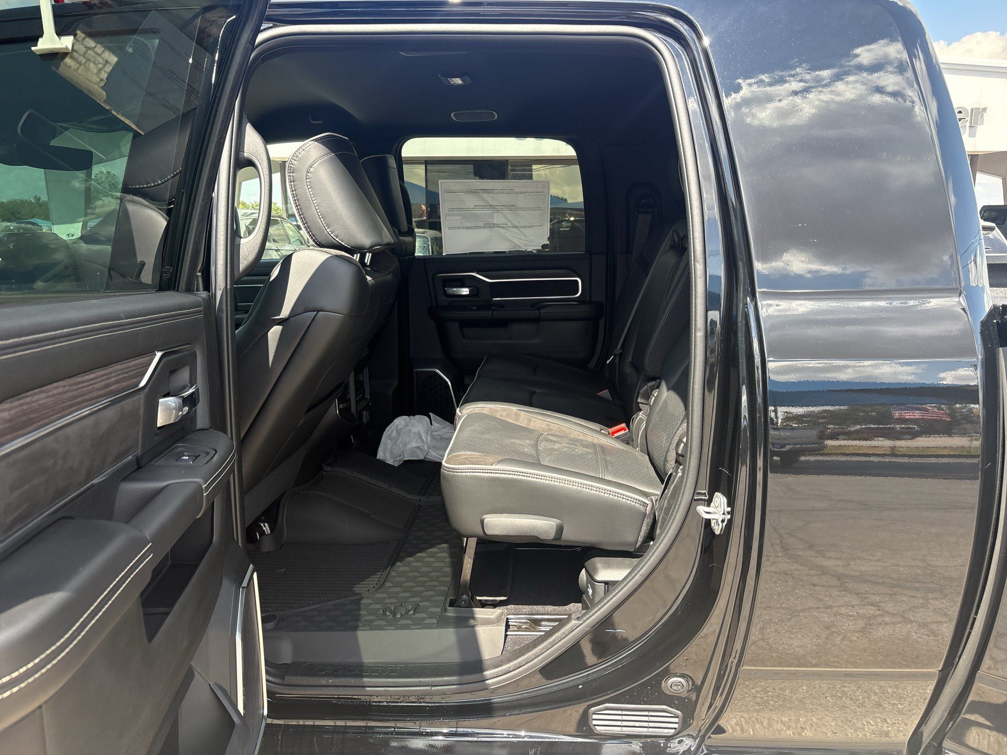 New 2027 RAM 3500 Laramie w/ Night Edition AWD/4WD image 6
