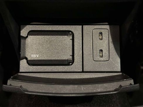 Certified 2022 Mercedes-Benz GLB 250 4MATIC image 14