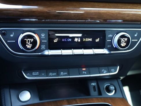 Used 2022 Audi Q5 2.0T Premium Plus w/ Premium Plus Package image 18