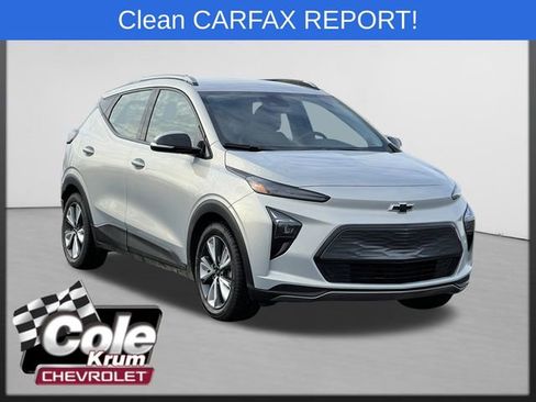 Used 2022 Chevrolet Bolt EUV LT w/ Convenience Package image 1