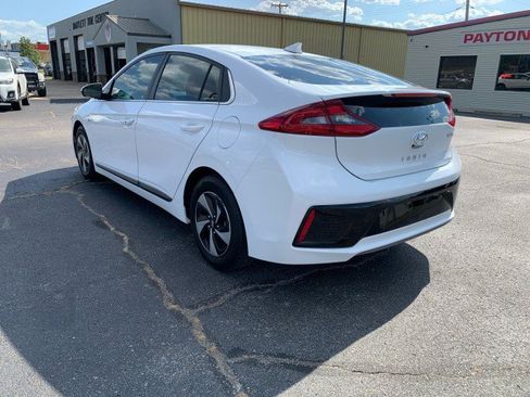 Used 2017 Hyundai Ioniq SEL w/ Tech Package 02 FWD image 2
