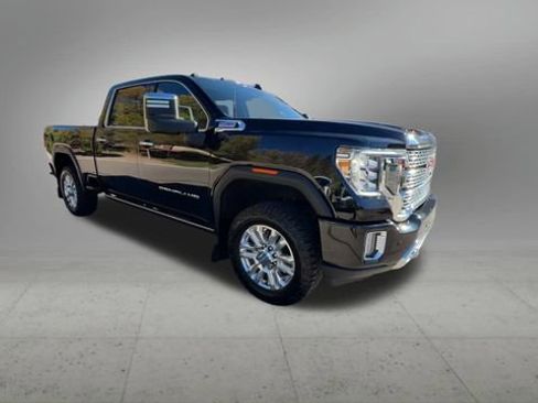 Used 2022 GMC Sierra 3500 Denali image 2