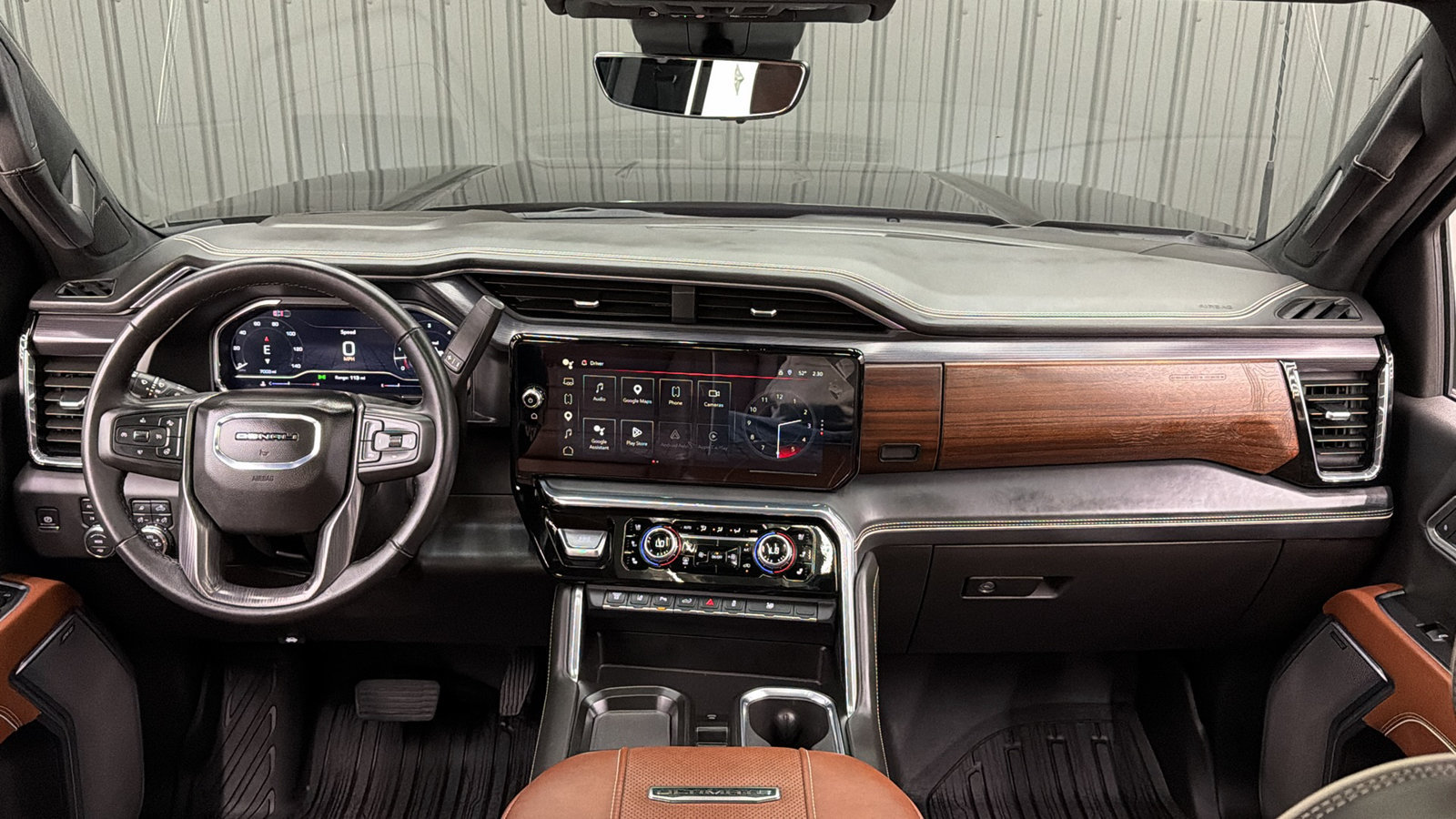 Used 2025 GMC Sierra 3500 Denali Ultimate AWD/4WD image 44