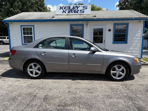 Used 2006 Hyundai Sonata LX FWD image 2