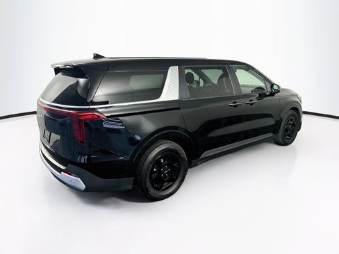 Used 2026 Kia Carnival FWD image 9