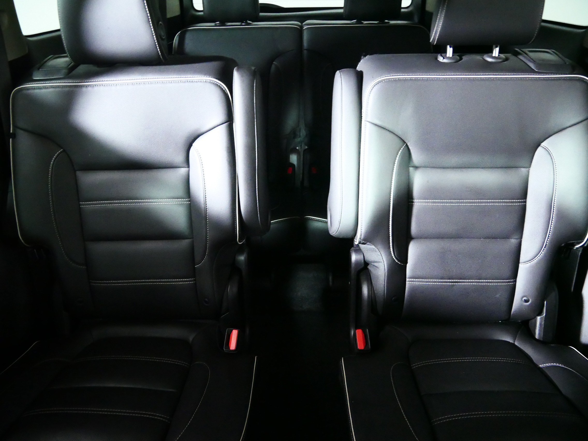 Used 2019 GMC Acadia Denali w/ Technology Package AWD/4WD image 13