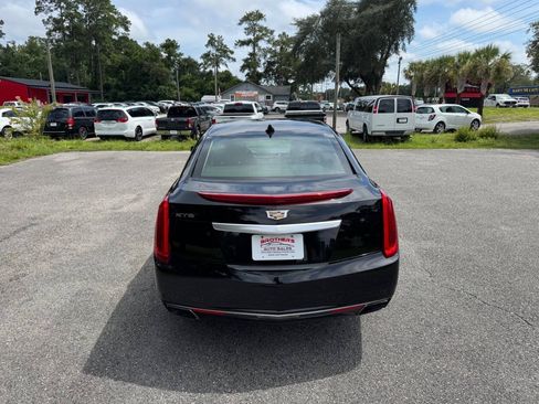 Used 2017 Cadillac XTS Luxury FWD image 5