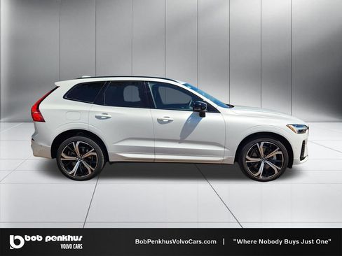 Used 2024 Volvo XC60 T8 Ultimate w/ Protection Package Premier AWD/4WD image 24