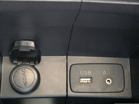 Used 2017 Subaru Forester 2.5i w/ Alloy Wheel Package image 28