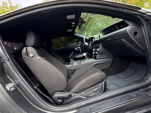 Used 2019 Ford Mustang GT w/ GT Performance Package RWD image 17