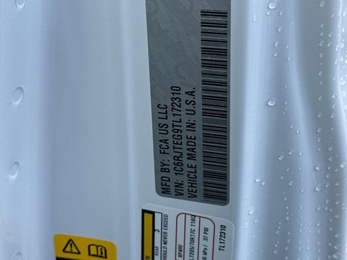 New 2026 Jeep Gladiator Mojave image 26