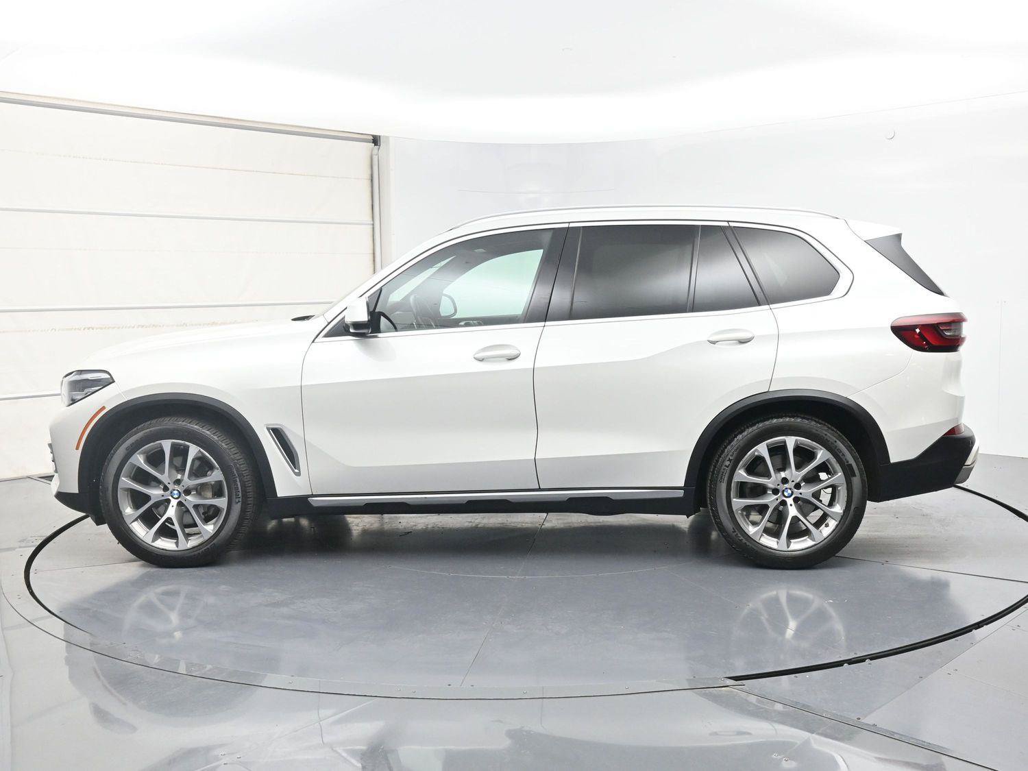 Used 2021 BMW X5 xDrive40i w/ Convenience Package AWD/4WD image 30