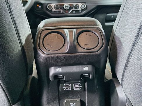 Used 2024 Jeep Wrangler Unlimited Sahara w/ Technology Group AWD/4WD image 26